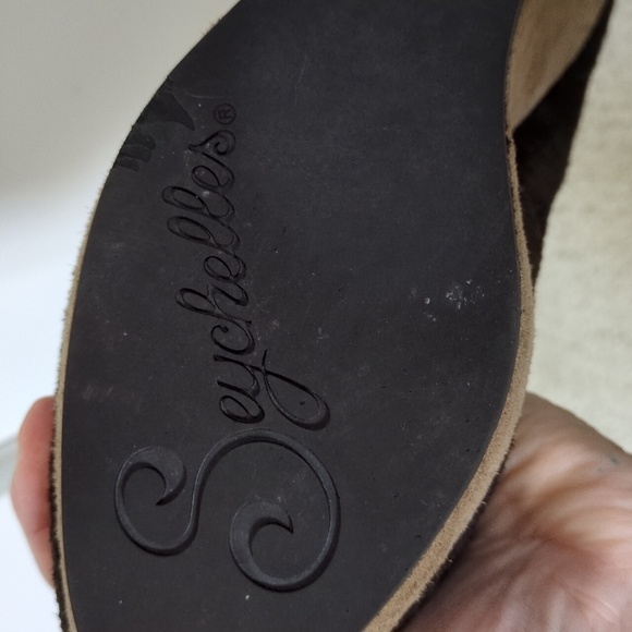 Seychelles Brown Suede Wedge Heels 8 - Picture 12 of 12